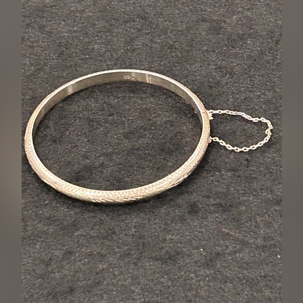 Sterling 925 Silver Hinged Bangle Bracelet